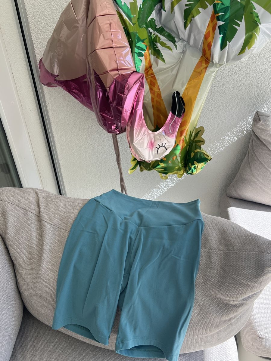Oysho Leggings: Short leggings  – Gebraucht aus Winterthur von lib_f95w
