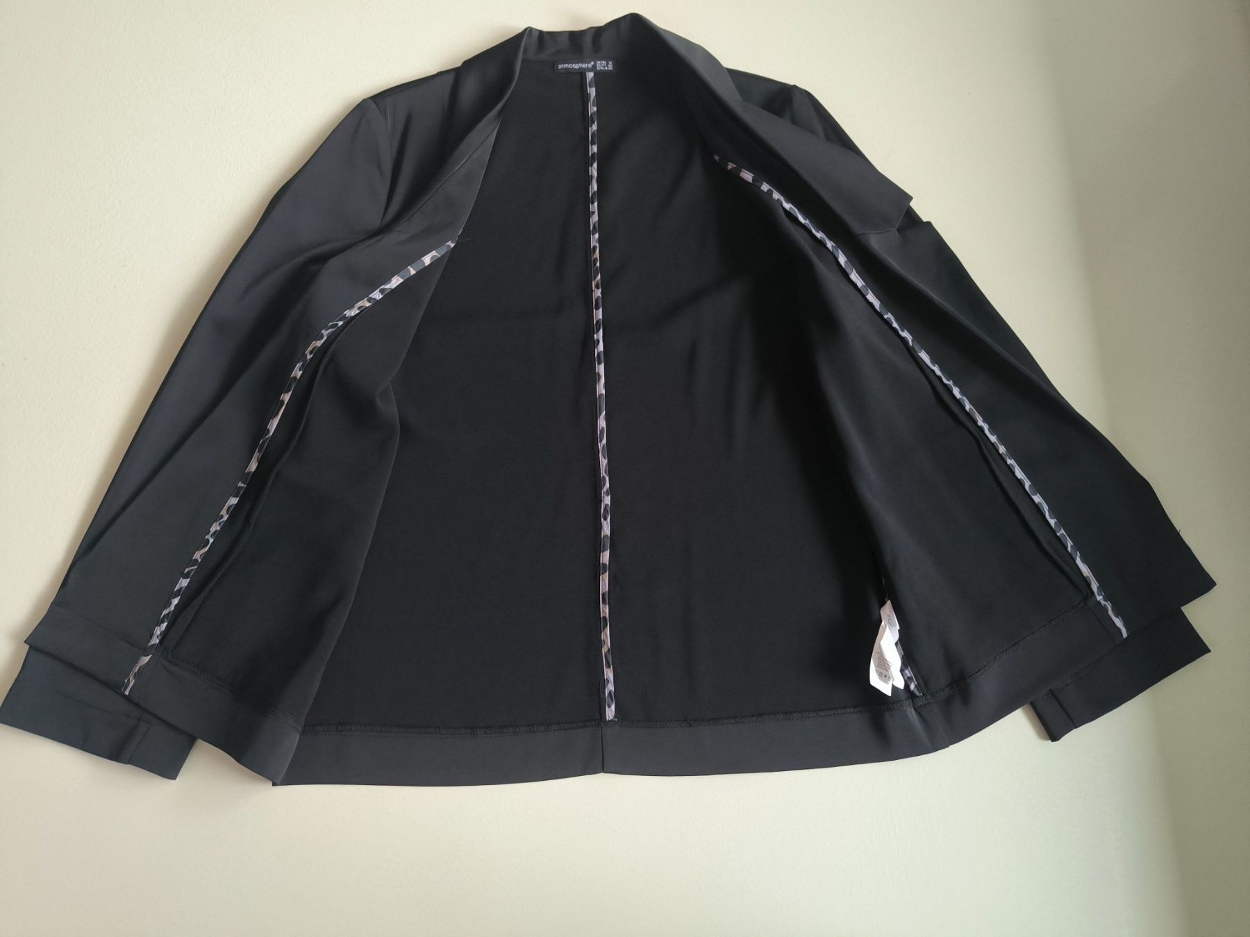 Jacken: Flowing black blazer never used EU 38 – Neu (gemäss Beschreibung) aus Wallisellen von C_DM 7