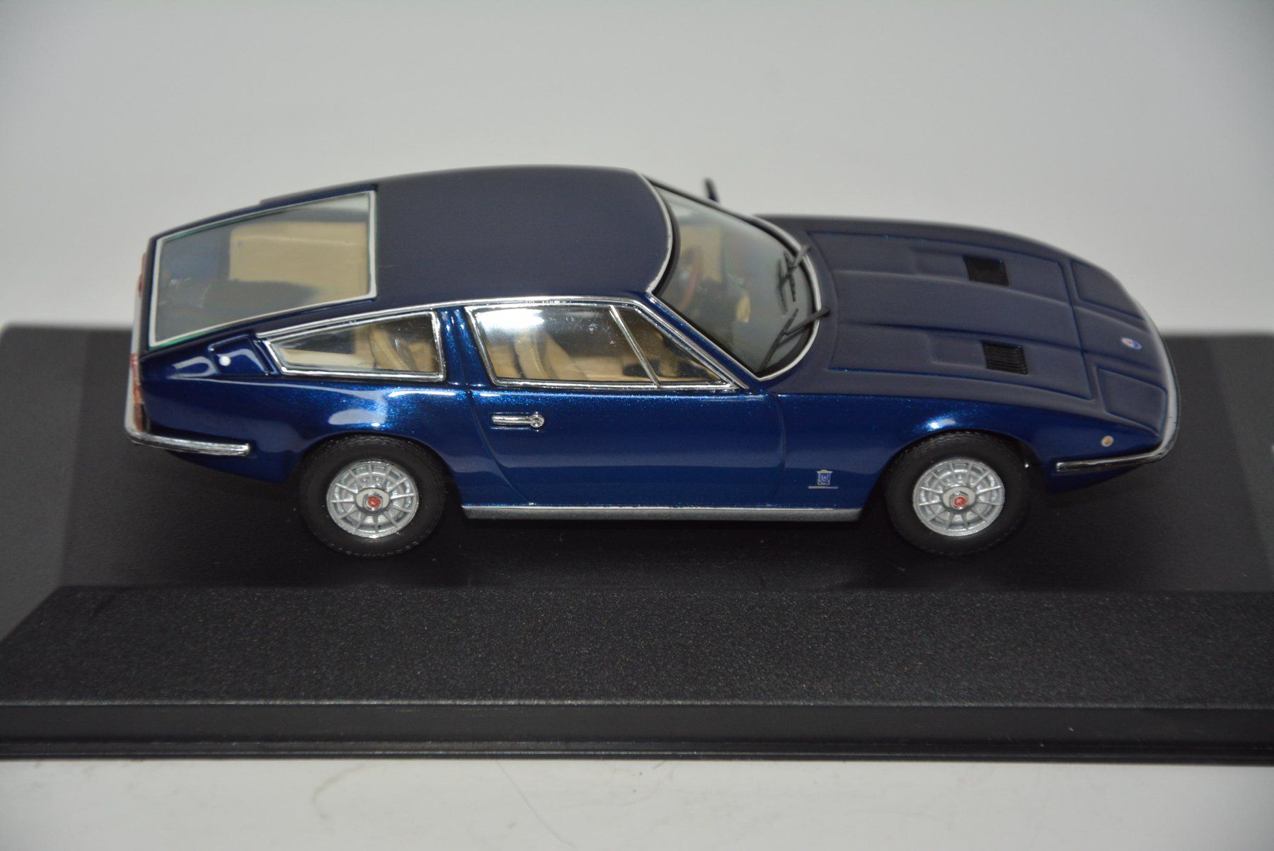 Maserati Modellini d'auto: Maserati Indy 1972 , iXO , 1:43 – Nuovo e nell'imballaggio originale da Goldach venduto da Feivel9 5