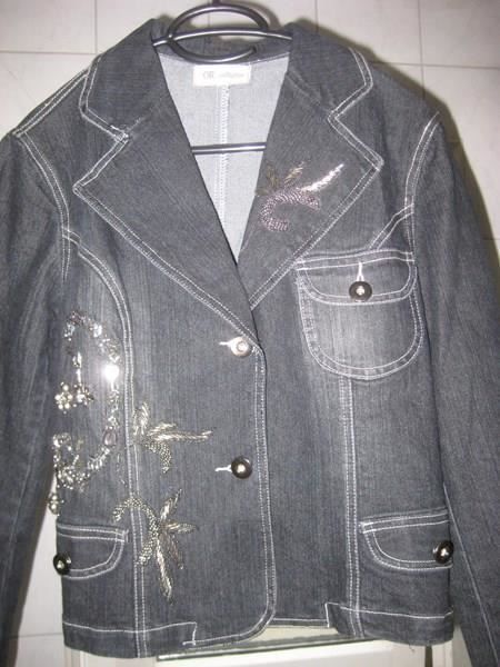 Giacche: SCHÖNE DAMEN JEANS  JACKE  COLLETION – Usato da Uster venduto da flocke1 1