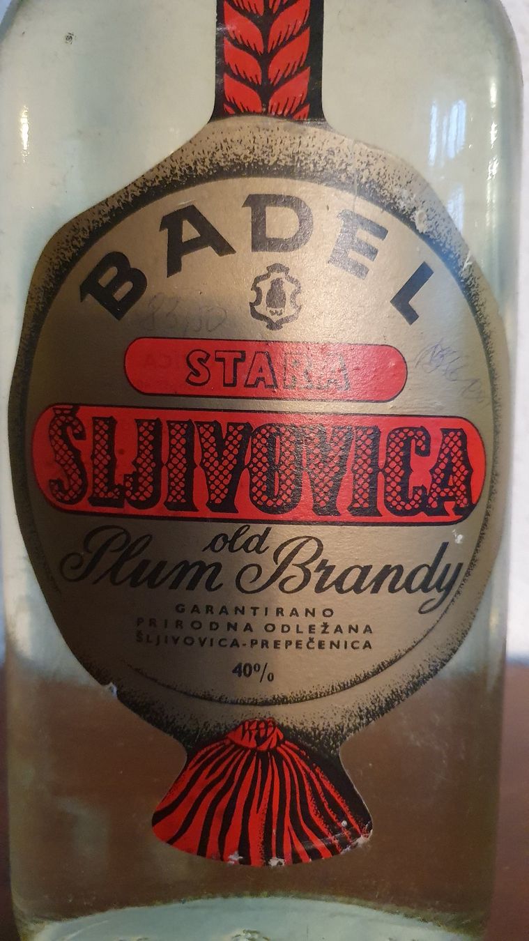 Bevande alcoliche: Old Plum Brandy, SlJivovic – Nuovo e nell'imballaggio originale da Küssnacht am Rigi venduto da Tgoessi 1