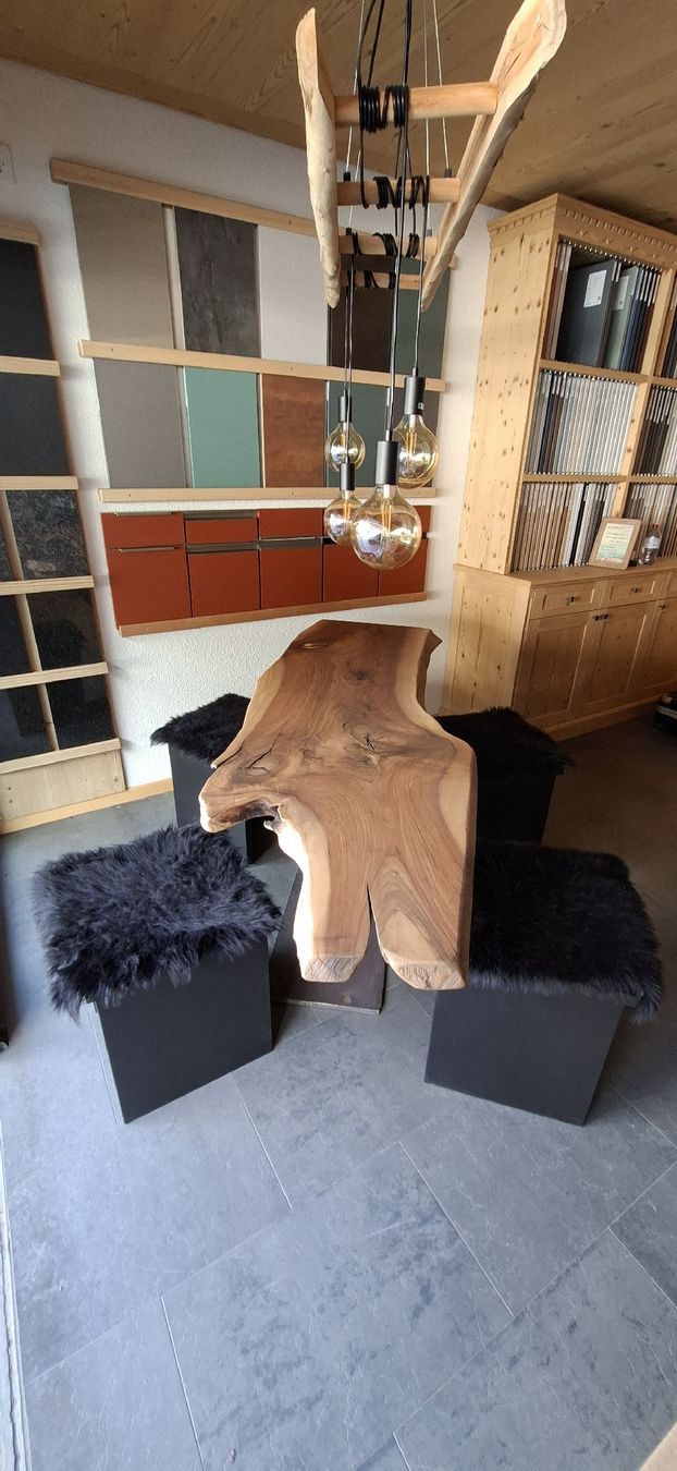 Tischset: Apero Tisch mit Hocker – Neu (gemäss Beschreibung) aus Adelboden von Gotthard2010 2