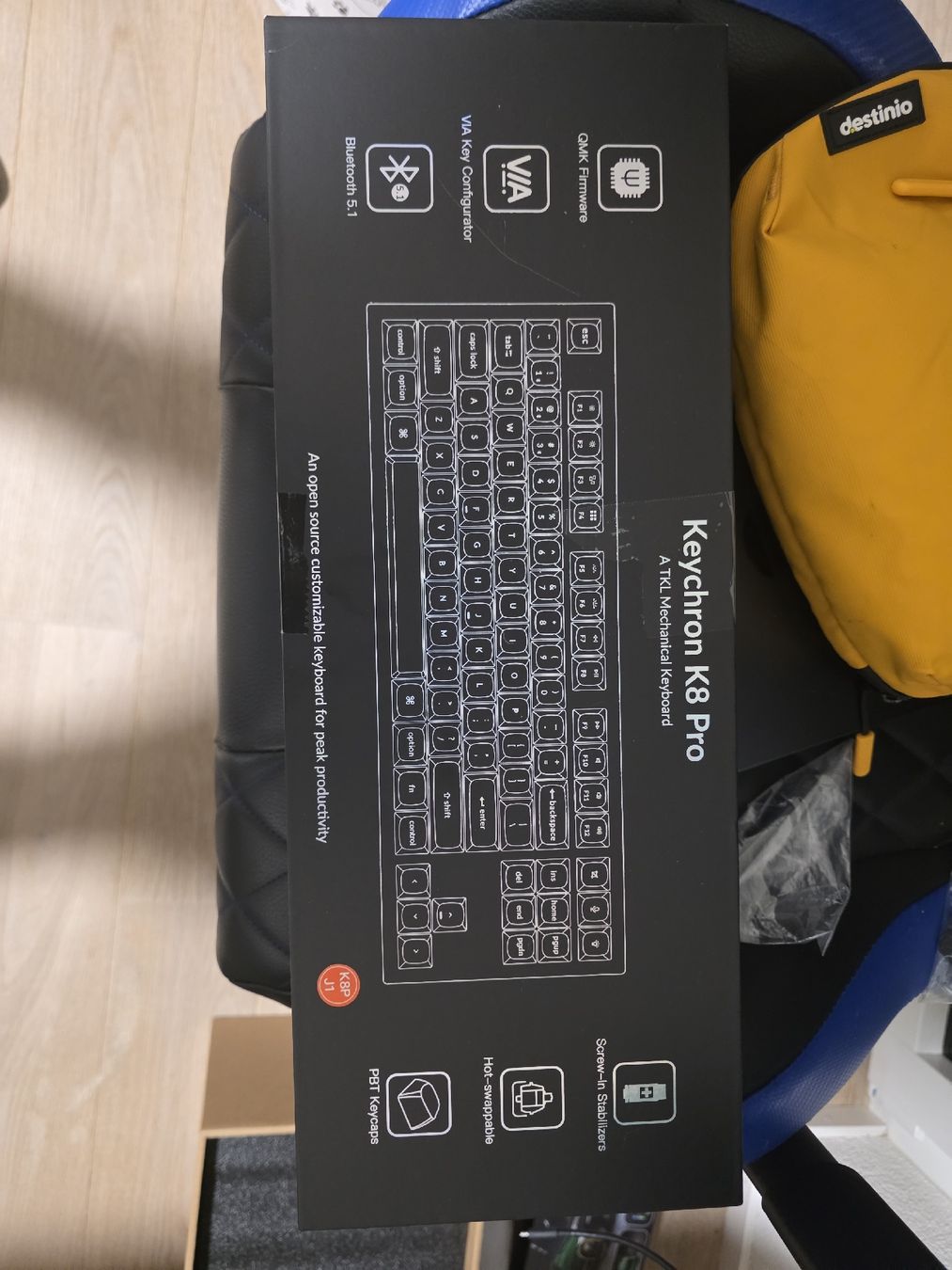 Keychron Tastiere: Keychron K8 pro English – Usato da Thalwil venduto da crirvr