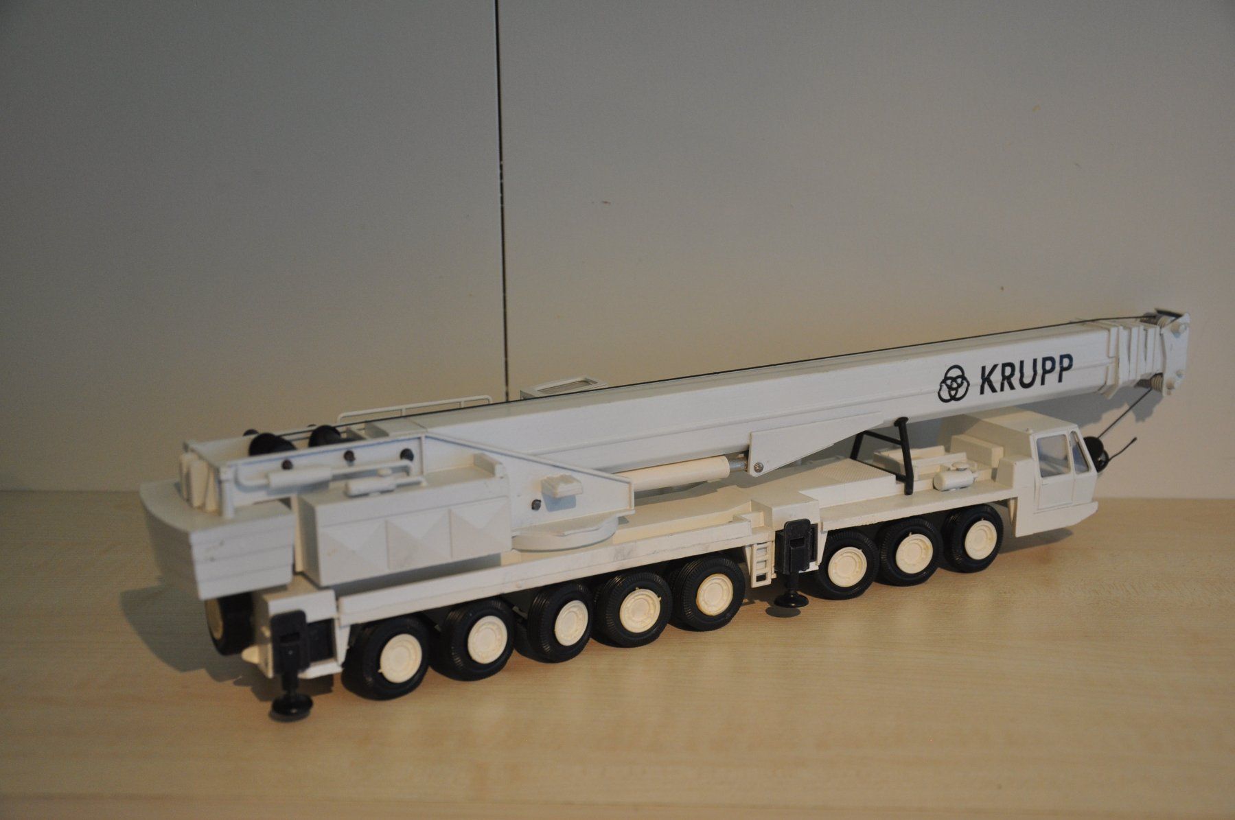 Conrad Kit di modellismo & Modellini statici: KRUPP GMT 250 Mobilkran – Usato da Mitlödi venduto da worker04 2