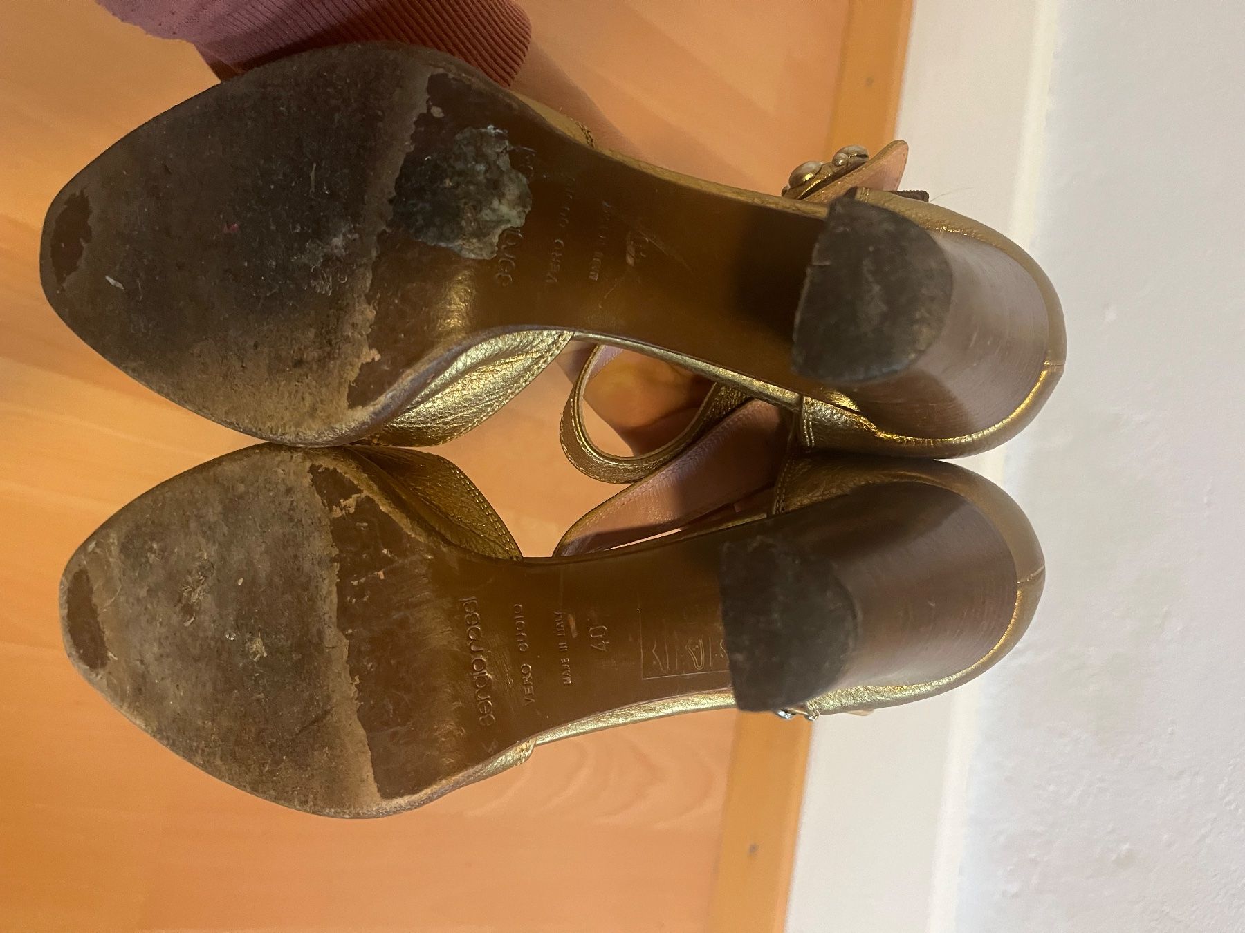 Scarpe da donna: Good quality shoes – Usato da Pully venduto da vik_2mrb 2