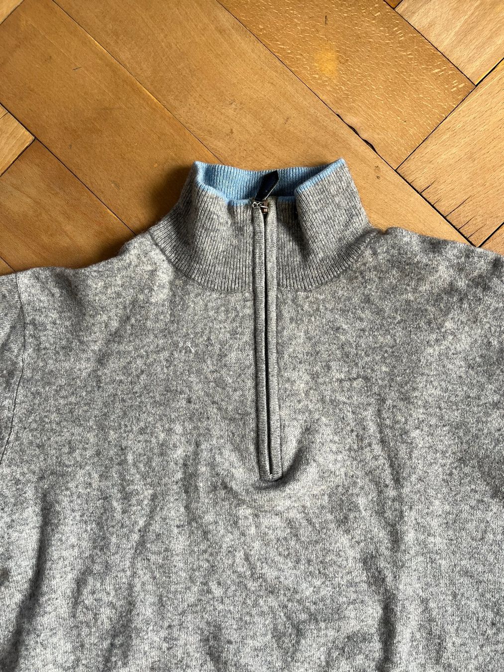 Maglioni & Felpe: Cashmere Pullover Grau mit Zip Gr. S – Usato da Luzern venduto da fidschen 1