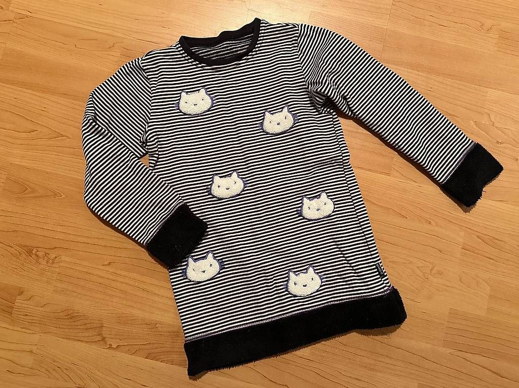 Jako-O Maglioni & Felpe: Jako-o Kuschelpullover mit Katzen 128/134 – Usato da Sursee venduto da LadyMonaco