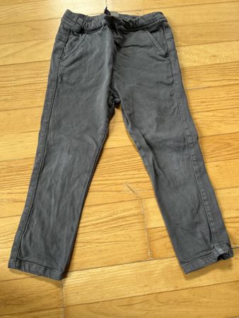 Coole Kinder Hose, Grau, Grösse 104, Top Zustand!