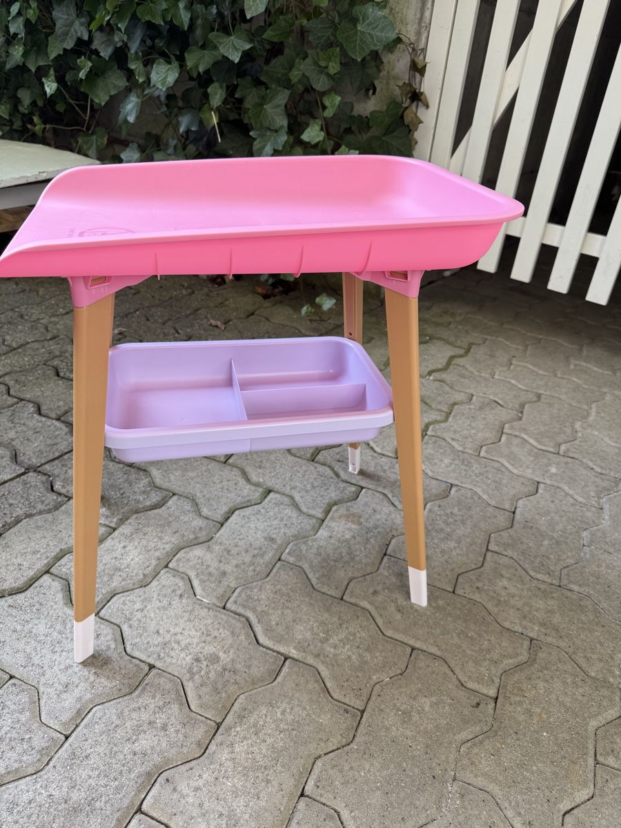 Giocattoli: Pink Baby Changing Table with Storage - Summer Ready! – Usato da Männedorf venduto da Vile554480