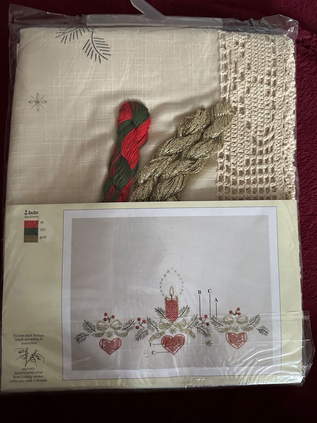 Kit bricolage: Stickpackung Tischdecke 95x95cm  komplettes set – Nuovo e nell'imballaggio originale da Buchs SG venduto da Billikatze5 1