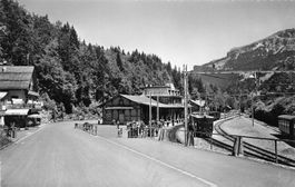 Brünig Bahnhof train treno Zug