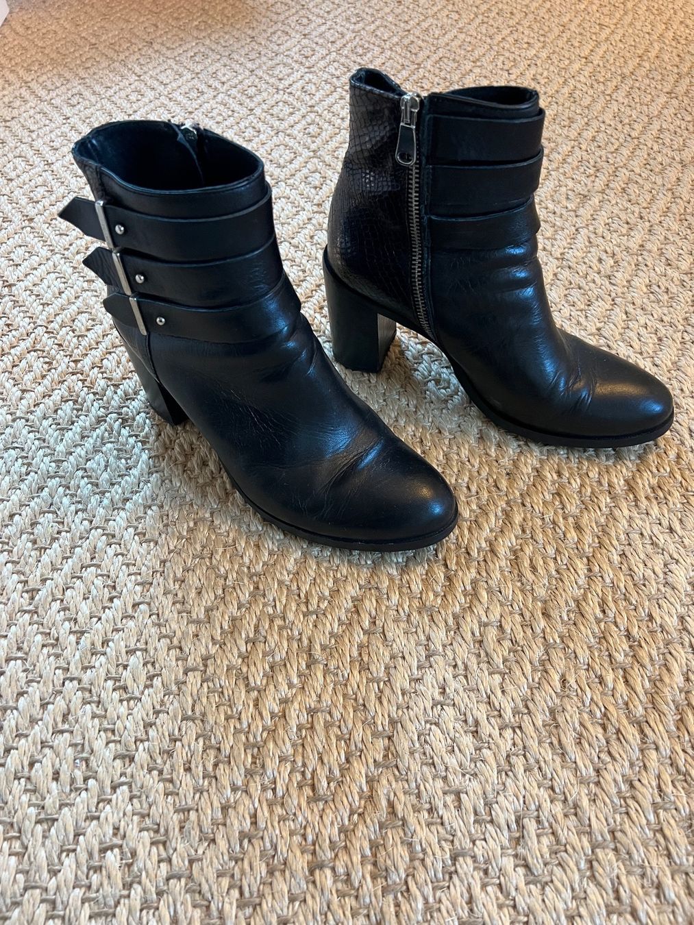 Scarpe da donna: Real leather Ankle Boots 38 – Usato da Bellinzona venduto da Samirablank 3