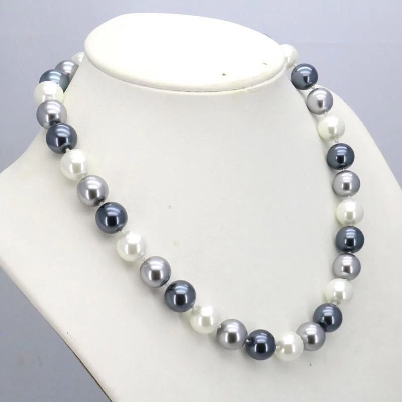 Perle (finte): Shell Pearlen Kette - Pearl Necklace – Nuovo e nell'imballaggio originale da Zürich venduto da FavourOnline