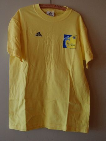 neues FIFA ADIDAS gelbes T_Shirt Grösse M
