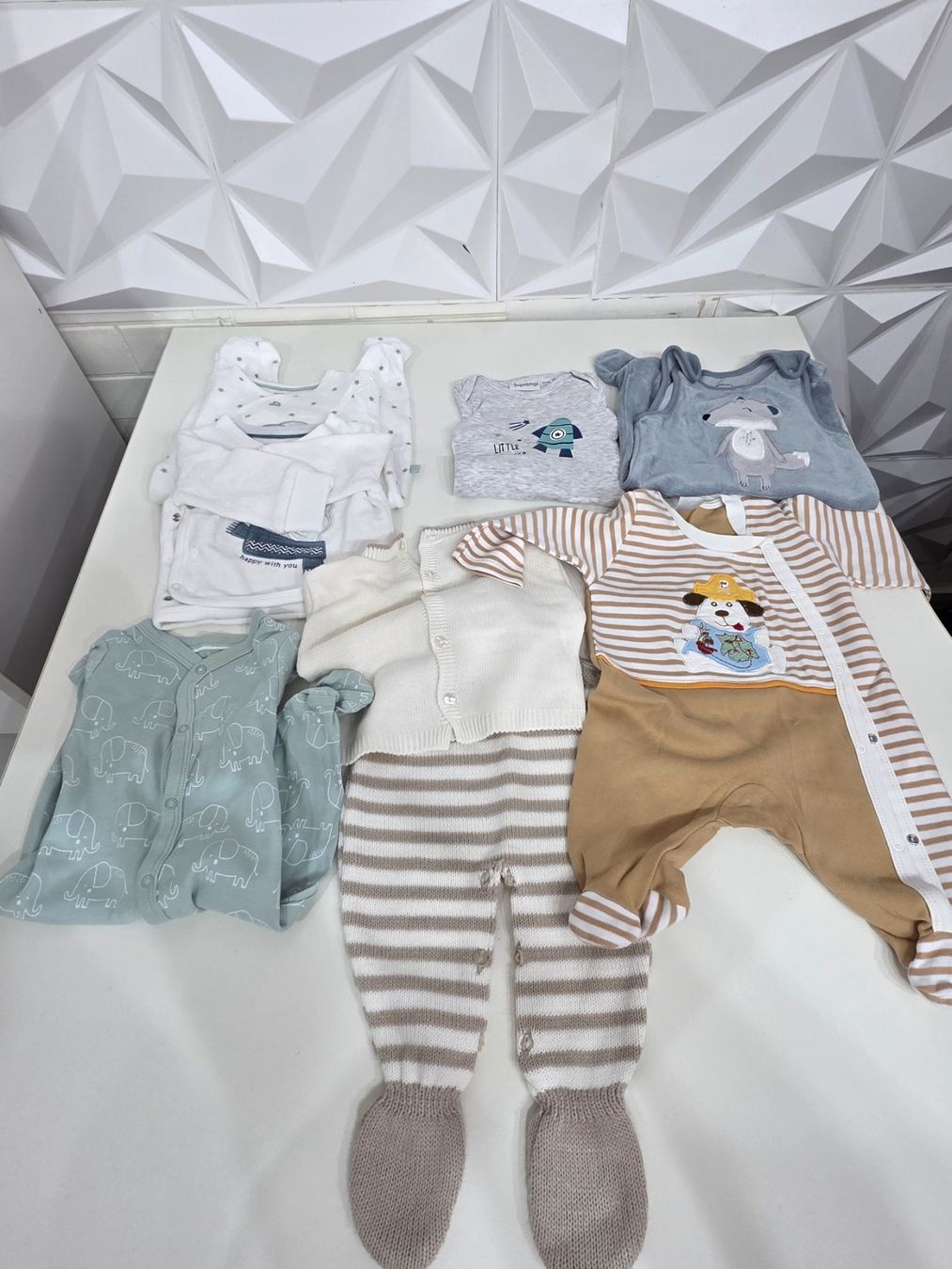 Lotti di vestiti: 8 teilig Kleider Baby Grösse 62 – Usato da Scherzingen venduto da Benjanil