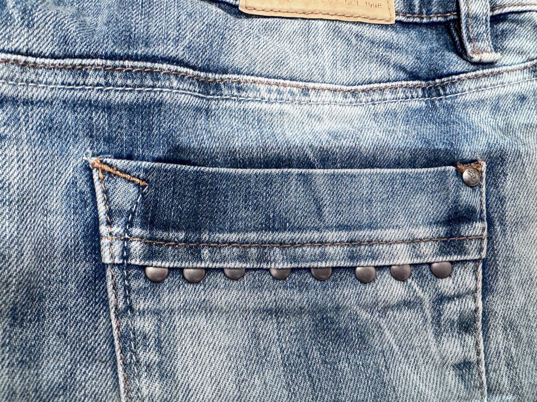 Esprit Gonne: Esprit cooler Mini Jeansrock, 38 (36) – Usato da Klingnau venduto da Markus14 2