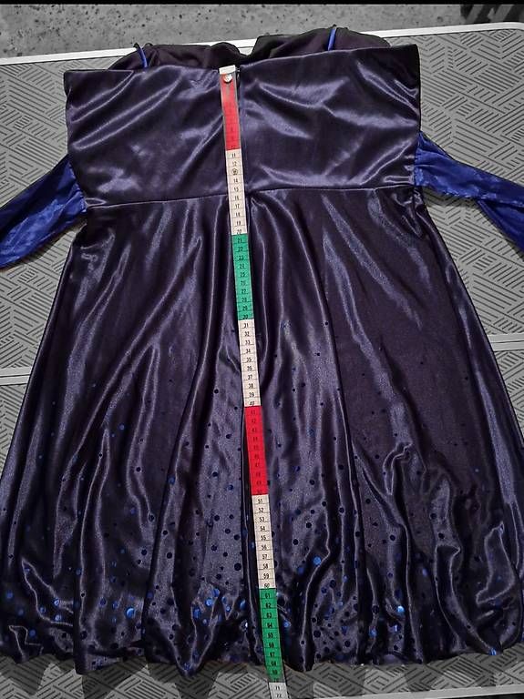 Kleider: Kleid  – Gebraucht aus Ittigen von football102013 1