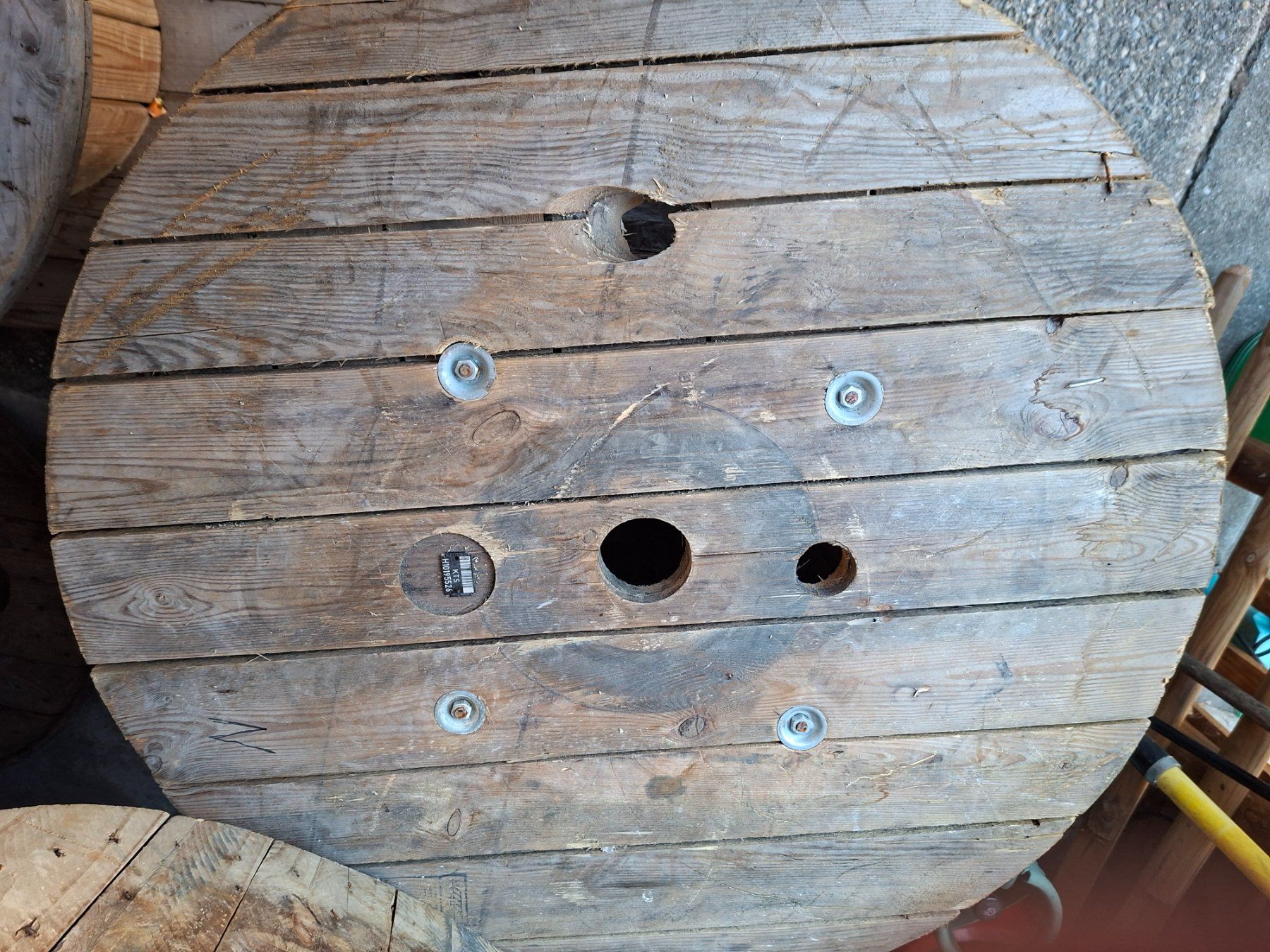 Articles en bois: Holz Bobine – D'occasion à Oberhasli par Cortina 1