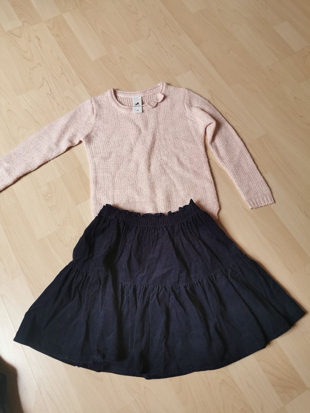 Lotti & Set di vestiti: Kleiderpaket Mädchen Gr. 122-128 – Usato da Oberkulm venduto da Preneur 3