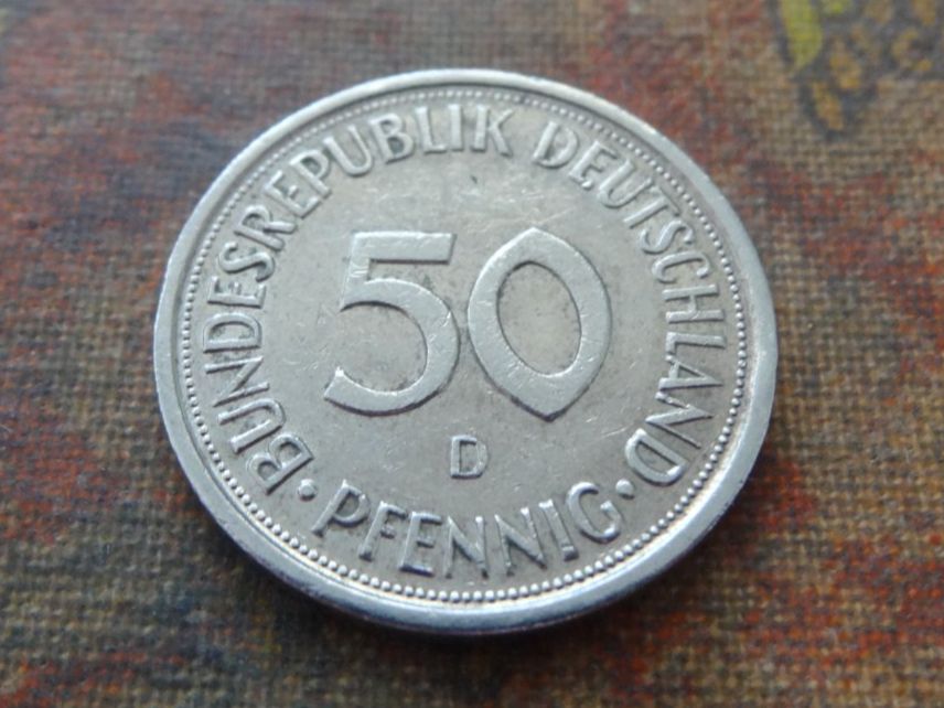 Tutti le monete: DEUTSCHLAND 50 Pfennig 1979 – Usato da Romanel-sur-Lausanne venduto da Swift13 1