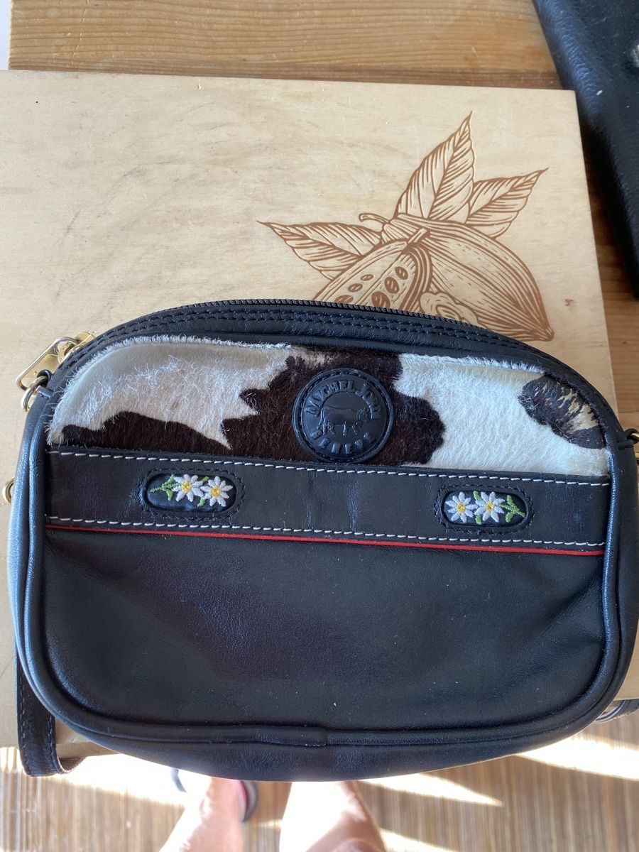 Michel Jordi Sacs: Michel Jordi Bauch oder Umhängtasche – D'occasion à Mettmenstetten par Eve_hy8n 2