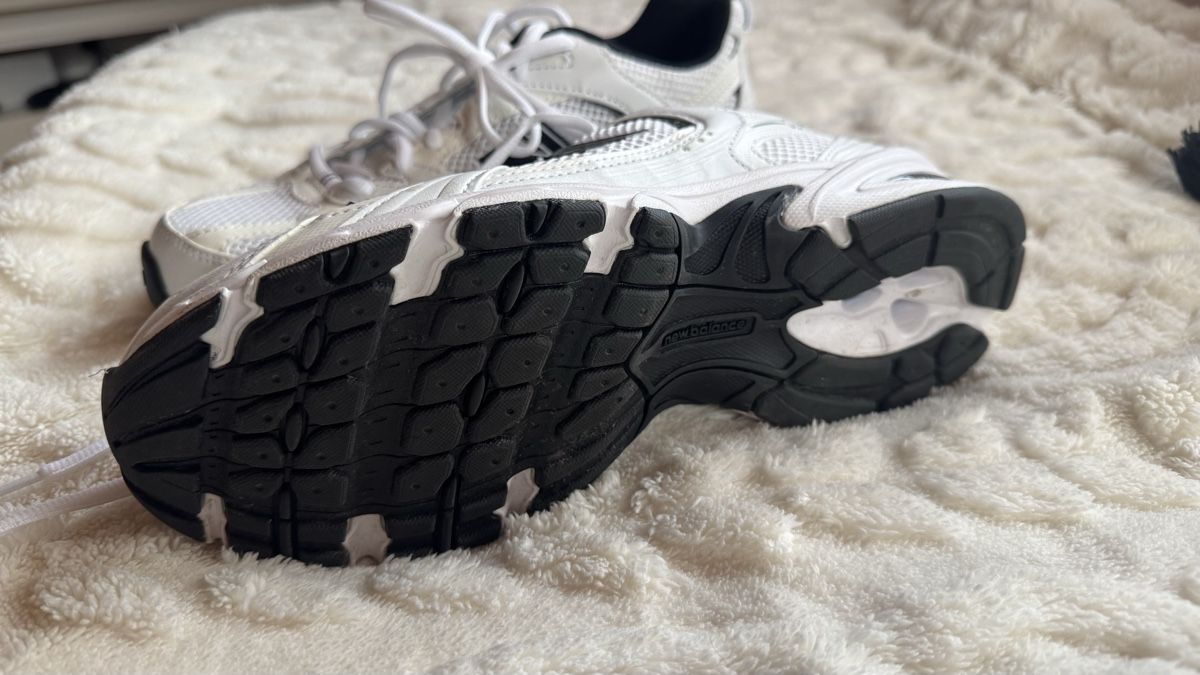 New Balance Scarpe da uomo: New Balance 530 – Usato da Surcasti venduto da Lenkita 4