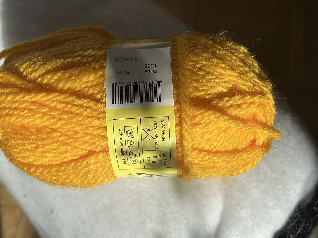 Lana: 13 Knäuel Wolle  – Nuovo e nell'imballaggio originale da Frauenfeld venduto da ire_q29k 2