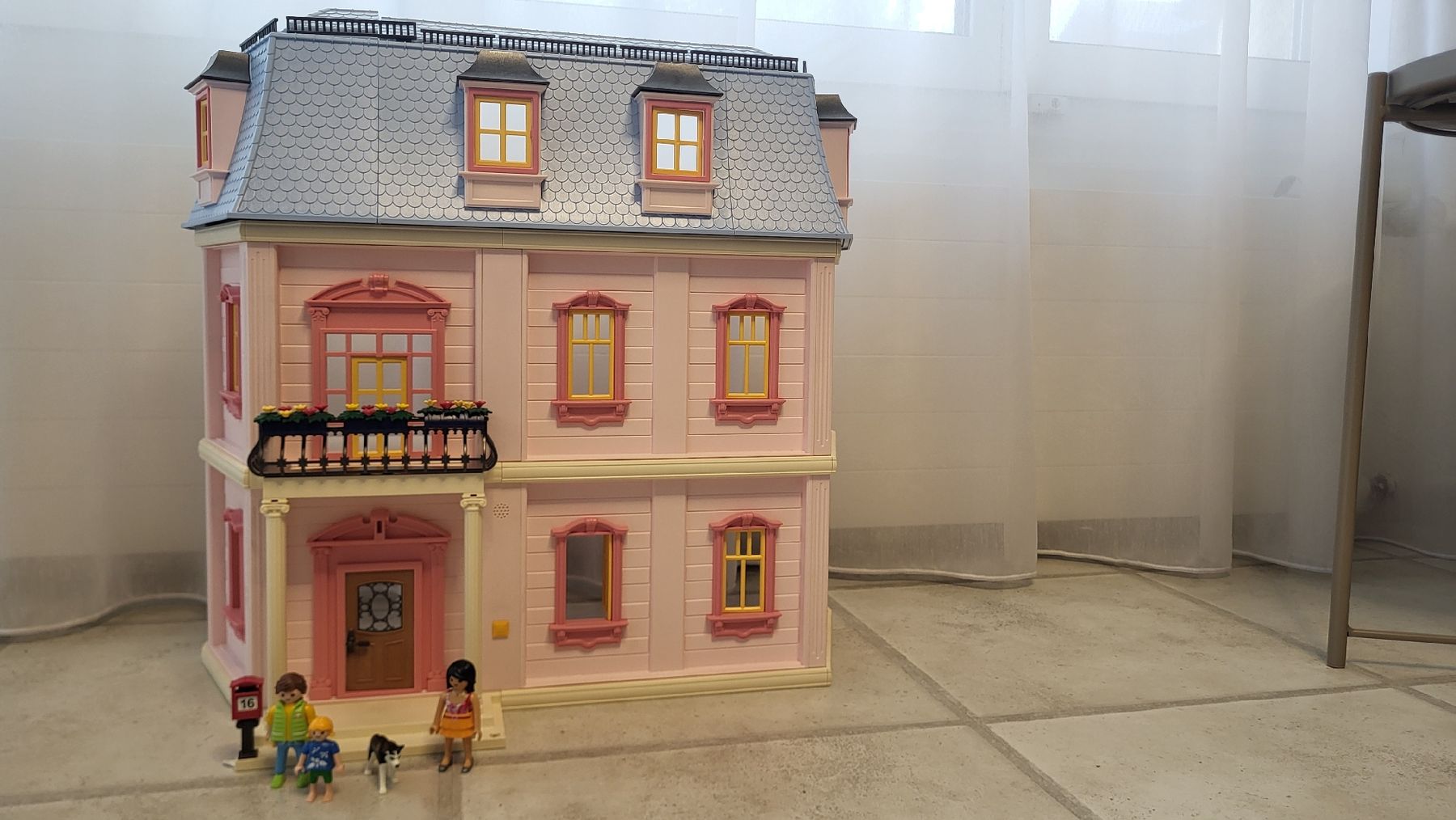 Playmobil Giocattoli: Playmobil Haus rosa – Usato da Mels venduto da mani013