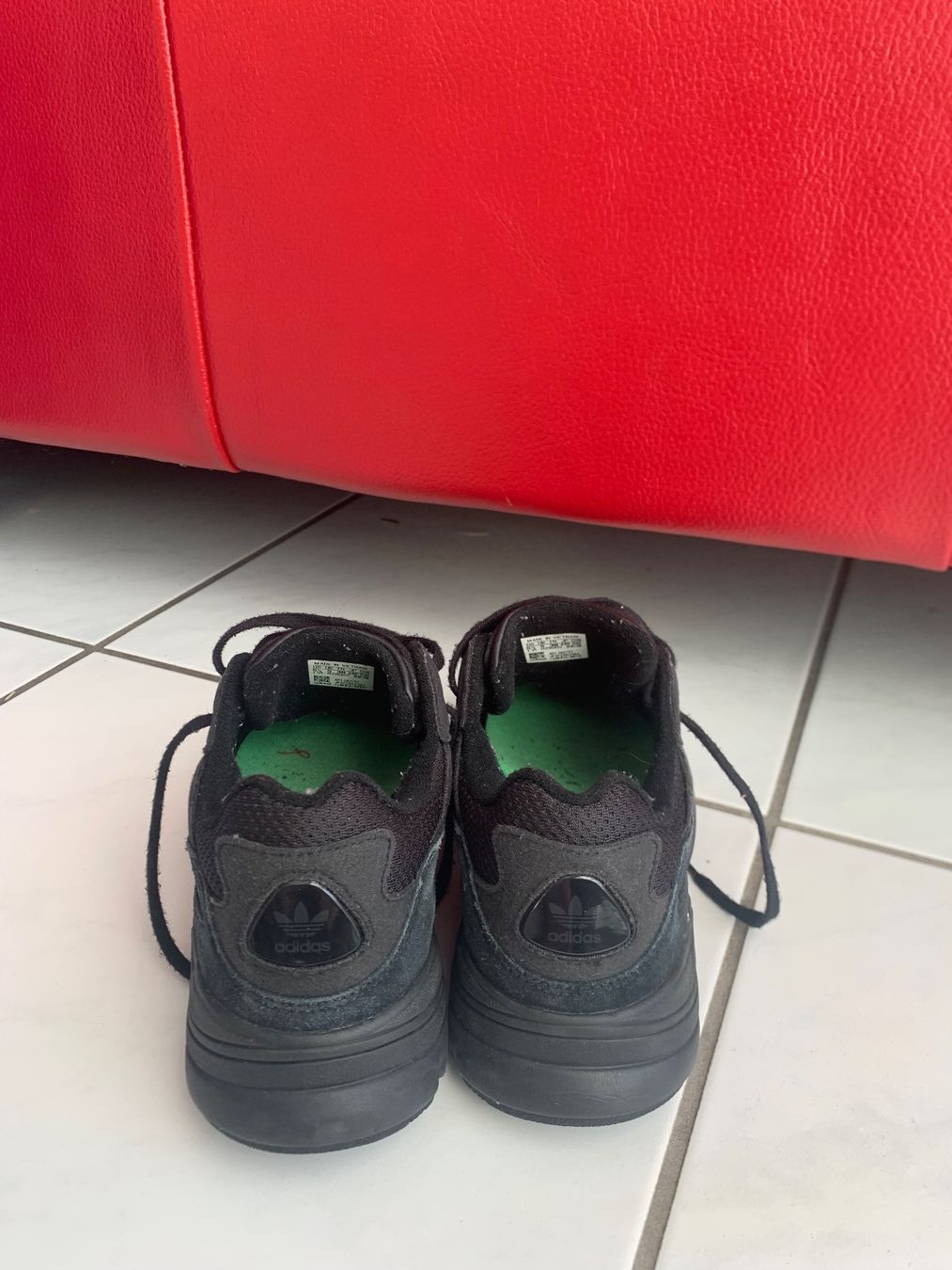 Scarpe da uomo: Adidas Schuhe Torsion schwarz – Usato da Bettlach venduto da valishop 2