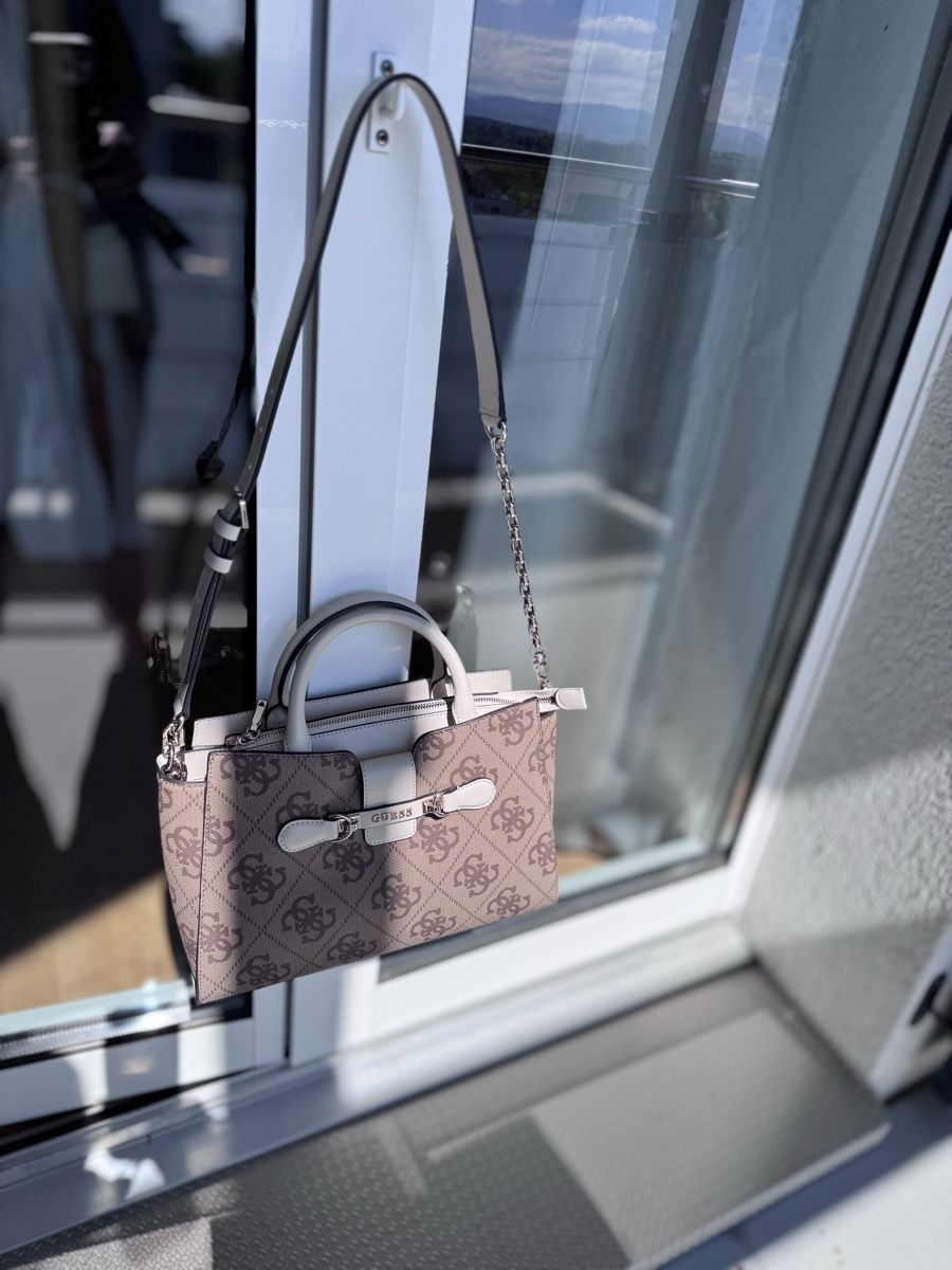 Taschen für Damen: Tasche Guess sommer – Gebraucht aus Mühlau von Anna0137
