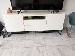 Modernes TV-Board / Lowboard in Weiß