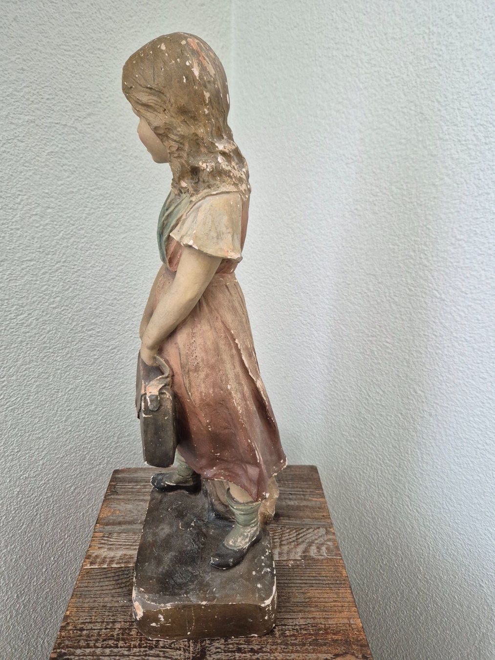 Figuren: Wunderschönes Mädchen auf Sockel gestempelt – Gebraucht aus Berg SG von Bolle01 2