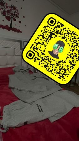 Essentails Hoodie & Jogginghose Set, Gr. M kleine Form wie s