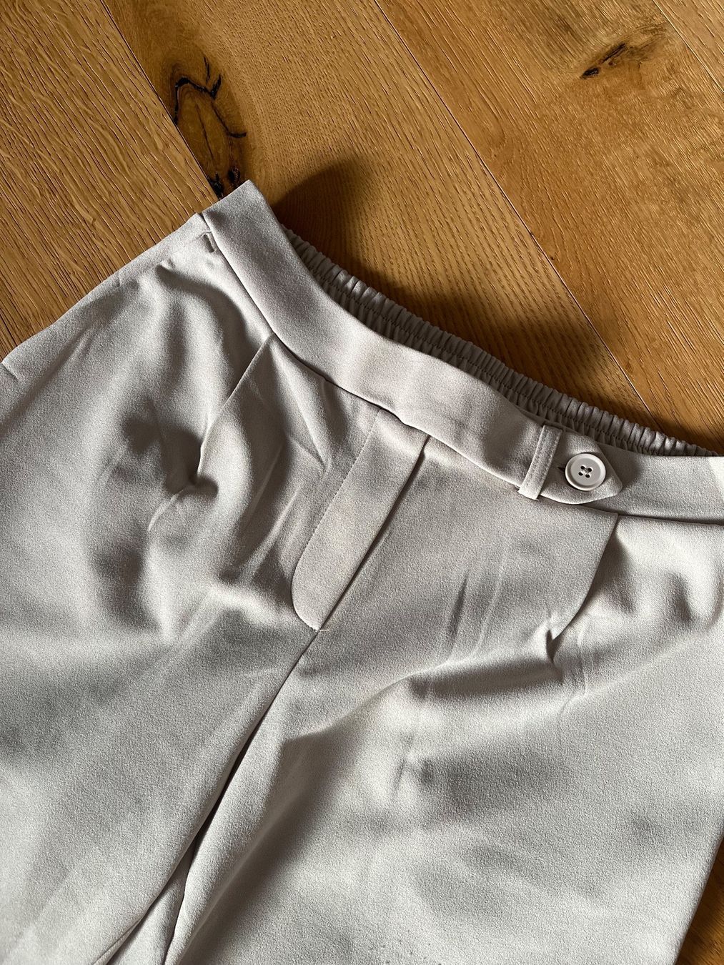 Pantaloni: Stoffhose – Usato da Zofingen venduto da saaraaah___ 1