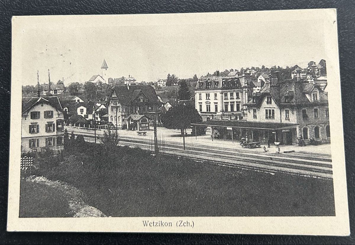 Cartoline postali: Wetzikon Bahnhofquartier  – Usato da Horw venduto da Tellbub