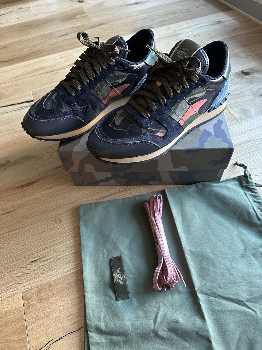 Valentino Scarpe da uomo: Valentino Garavani – Usato da Reinach BL venduto da Y.H.33