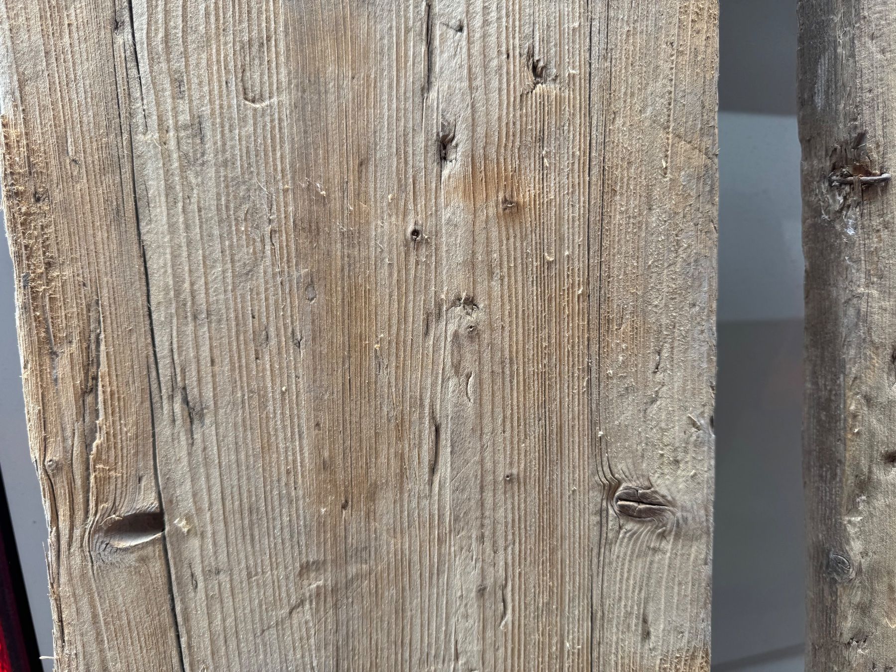 Articoli in legno: Vieux bois de façade brosser 150m2   alt holz fassaden – Usato da St-Blaise venduto da Jack.b