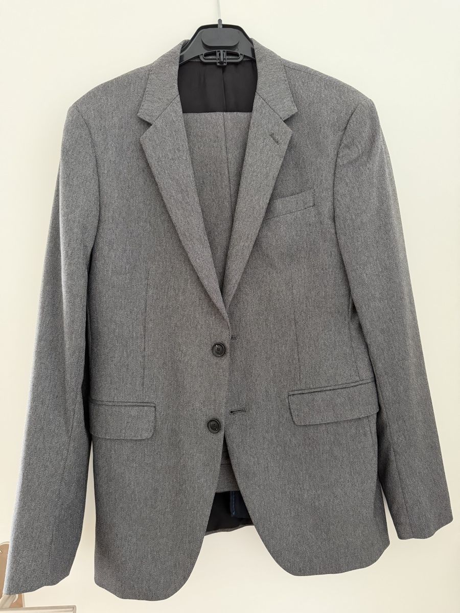Zara Anzüge: Zara Men's Suit – Gebraucht aus St. Gallen von kka_l9wg