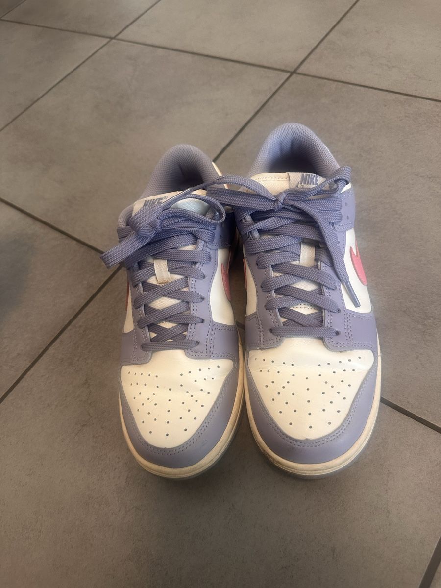 Nike Chaussures femmes: Nike Dunk Low "Lilac"  Gr. 39 – D'occasion à Basel par Gona03 1