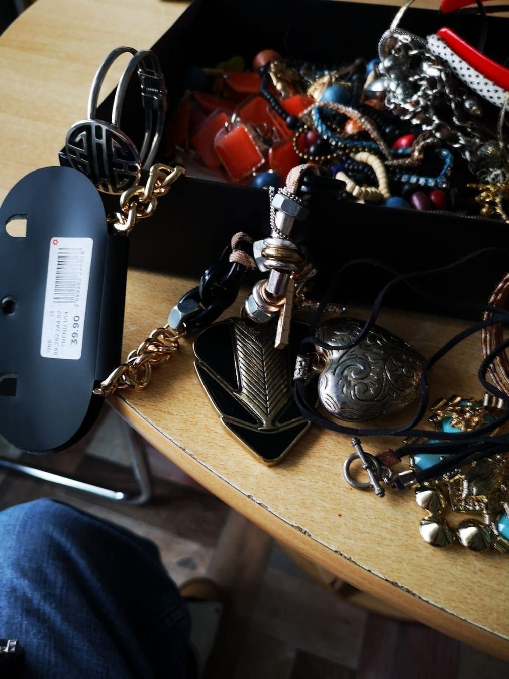 Catenine: Modeschmuck – Usato da Frenkendorf venduto da DORU1 4