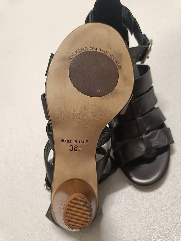 Chaussures femmes:  Sandalen Gino Gr. 36 – D'occasion à Gerolfingen par elzwa 2