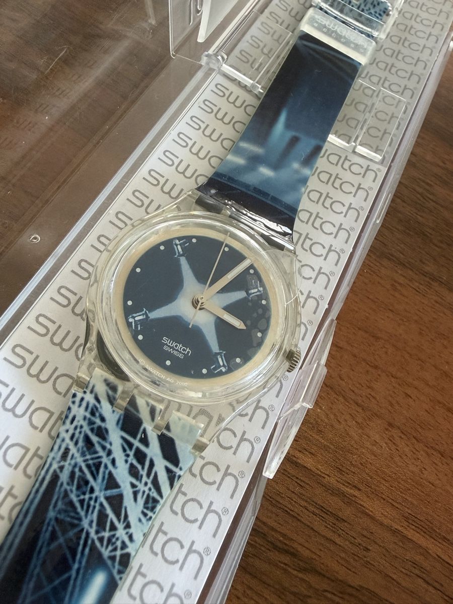 Swatch Montres: Swatch Space Time und Stade De Suisse – Neuf (Voir description) à Sursee par Dersempacher 2