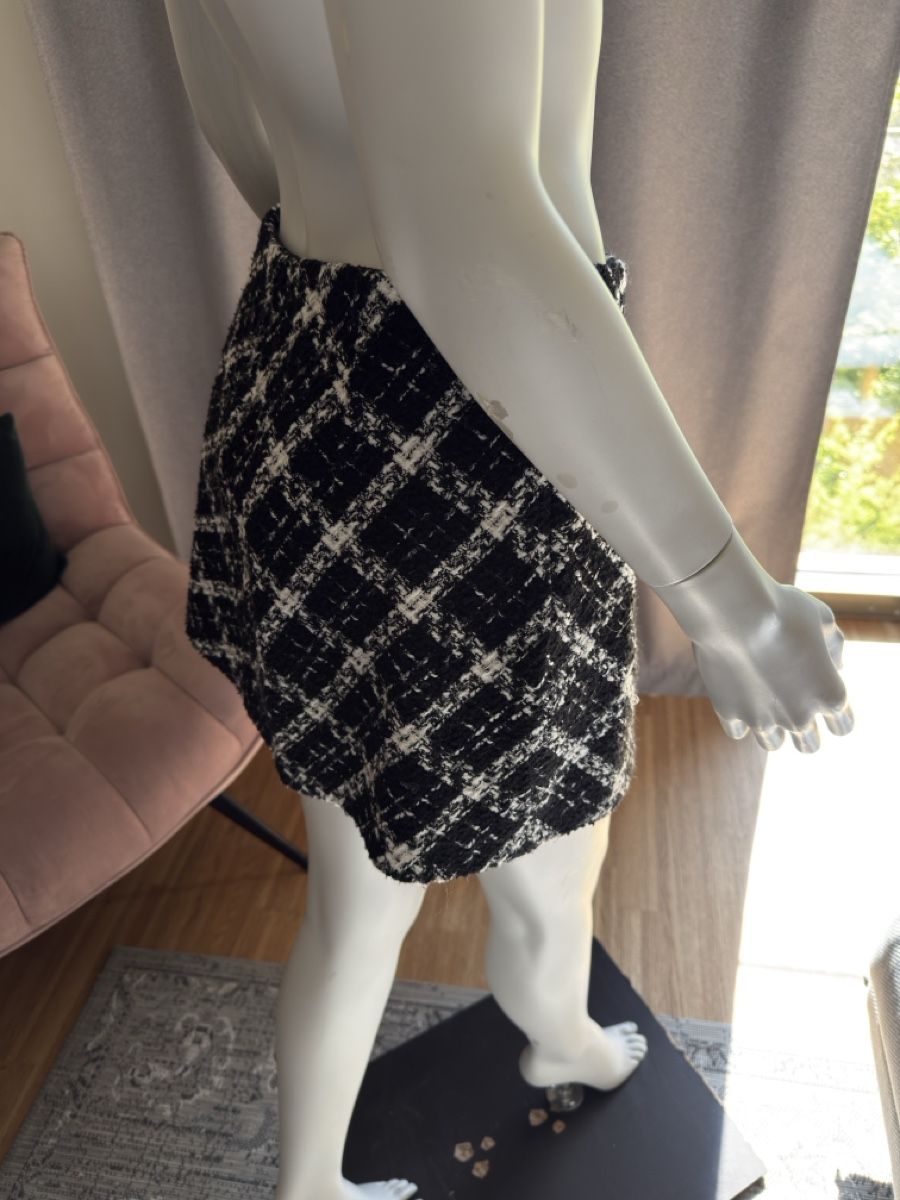 Zara Gonne: Zara Tweed-Minirock - |Größe M|| – Usato da Kilchberg ZH venduto da nad_6dwp 1