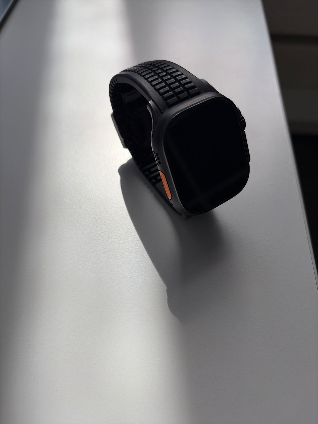 Apple Smartwatch: Apple Watch Ultra 2 schwarz – Usato da Löhningen venduto da Audi820 1