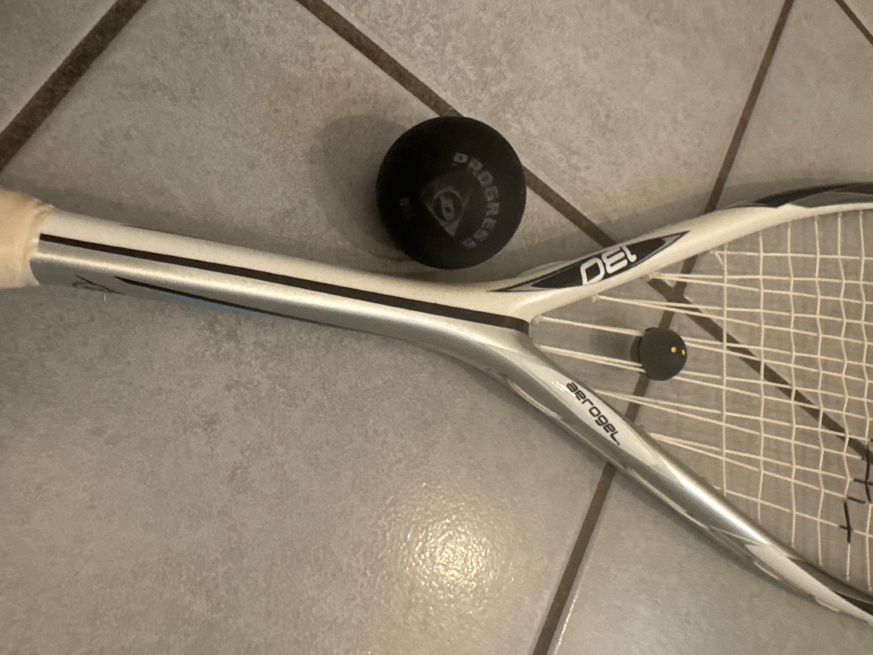 Dunlop Racchette: Dunlop Aerogel 130 Squash Racket – Usato da Dielsdorf venduto da nad_r69c 4
