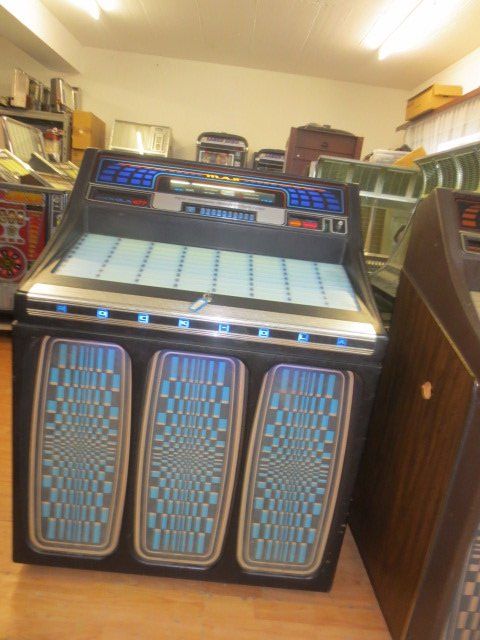 Rock-Ola Jukebox: Jukebox Max Revidiert – Usato da St.Gallenkappel venduto da Spielautomaten 6