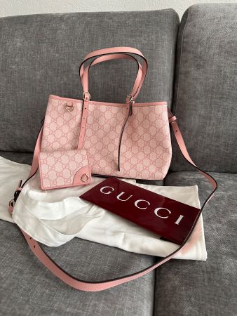 Gucci Tasche mit passendem Portemonnaie NEU