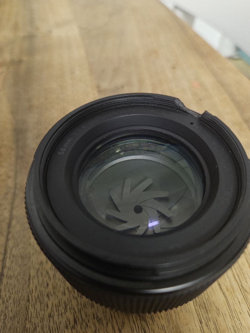 Sigma Obiettivi: Sigma 56mm f1.4 für Sony e – Usato da Schaffhausen venduto da gaze15 1