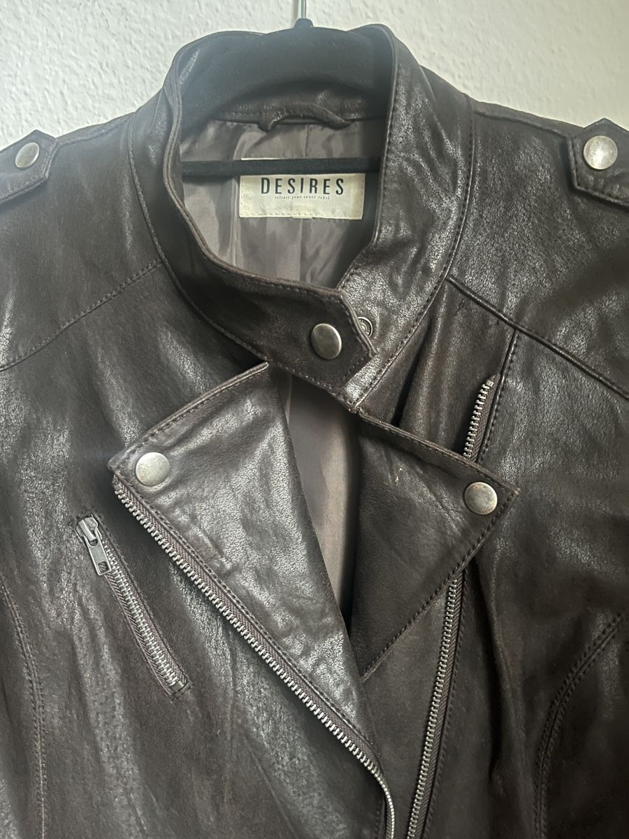 Giacche: Coole braune Lederjacke von Desires – Usato da Zürich venduto da sheijla