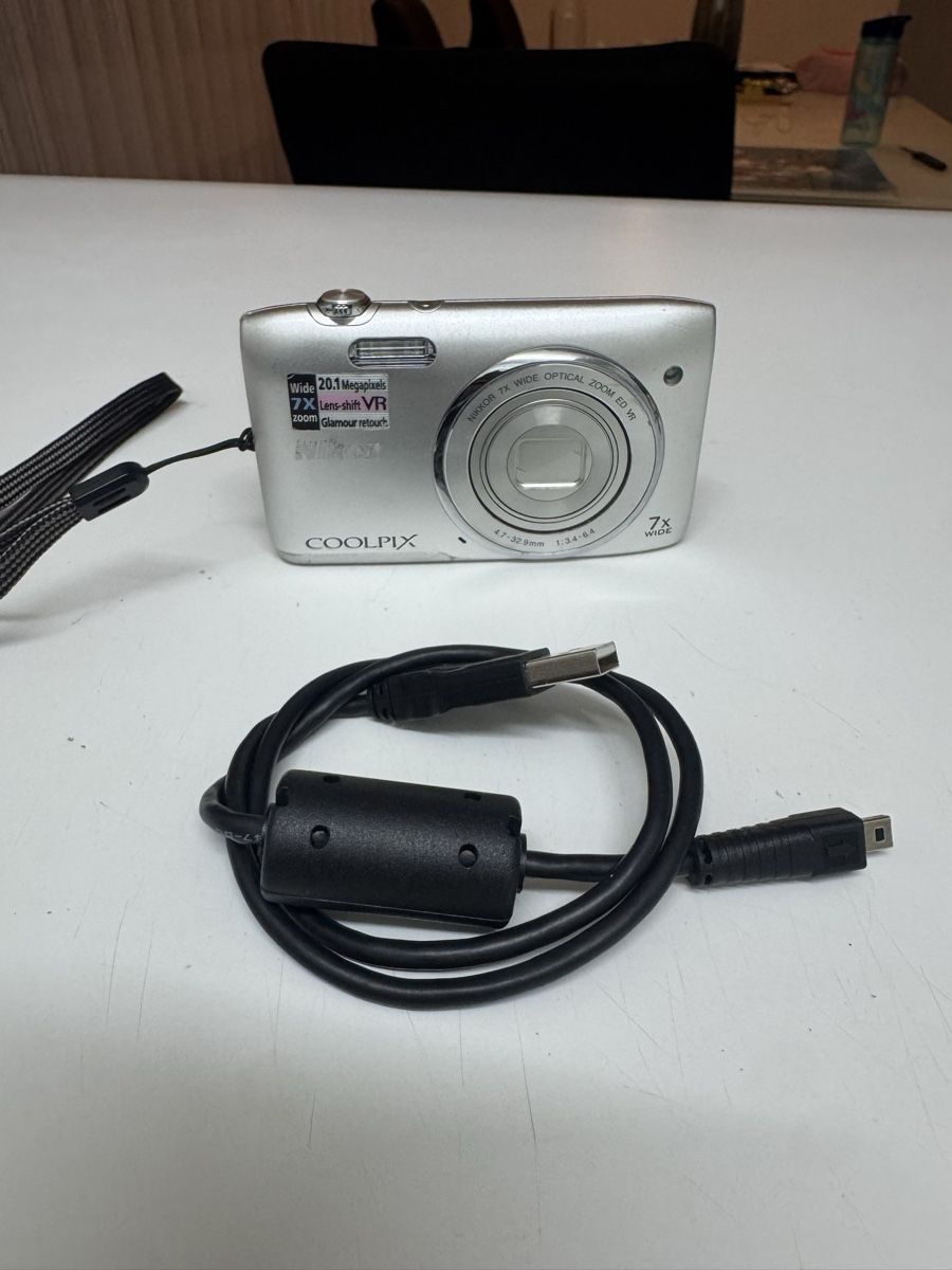 Nikon Fotocamera: Nikon Coolpix S3500 Digitalkamera – Usato da Kloten venduto da dri_p76r 6